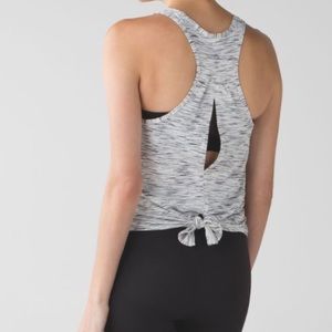 Lululemon salute the sun tank